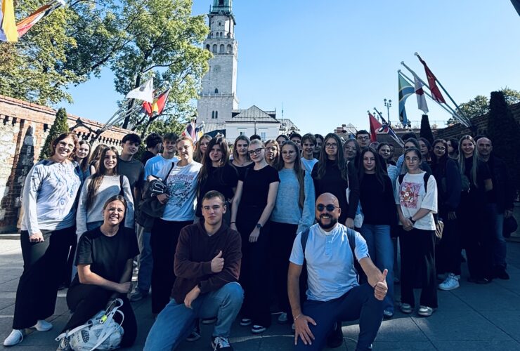 Pielgrzymka maturzystów na Jasną Górę i wyjazd edukacyjny do Krakowa